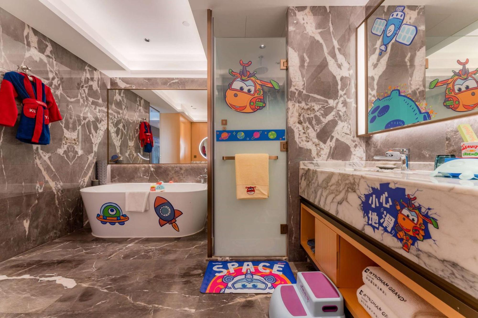 Wyndham Grand Zhaoqing Downtown Otel Dış mekan fotoğraf